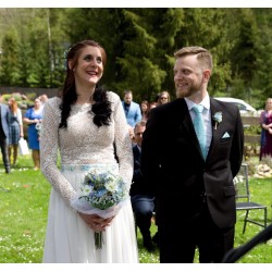 Svatební kytice pro nevěstu "Modrý závoj II."