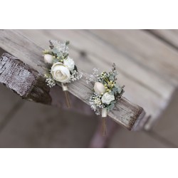 Flower groom's boutonniere, corsage