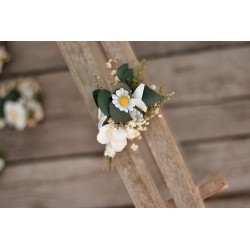 Flower groom's boutonniere, corsage