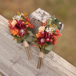 Flower groom's boutonniere, corsage