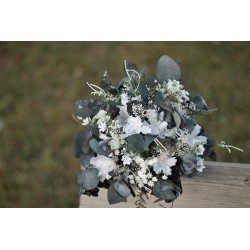 Svatební kytice pro nevěstu "Dlouhý polibek VII."