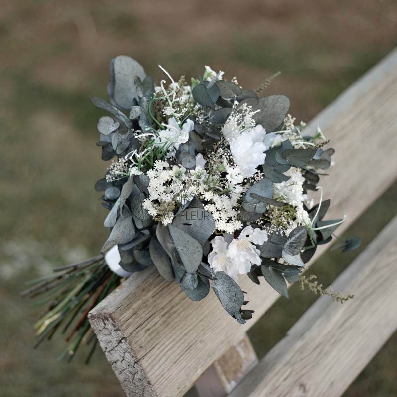 Svatební kytice pro nevěstu "Dlouhý polibek VII."