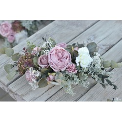 Flower arrangement