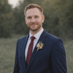 Flower groom's boutonniere,...
