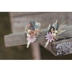 Flower groom's boutonniere, corsage