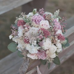 Wedding set according to...