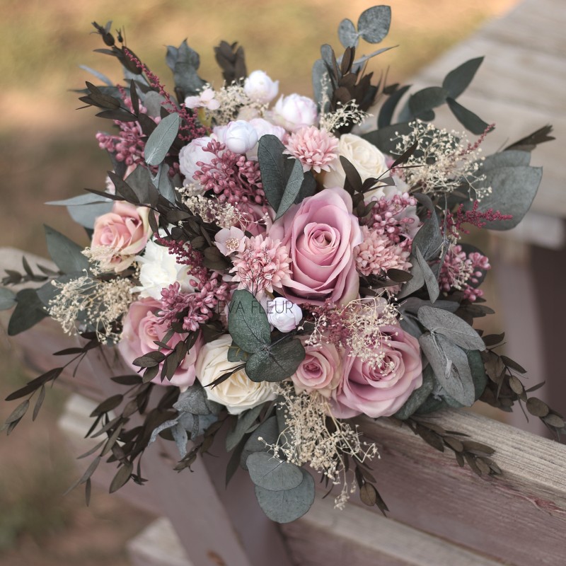 Wedding set according to contract