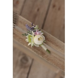 Flower groom's boutonniere, corsage