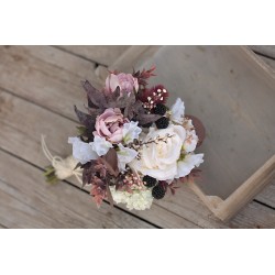 Witness, bridesmaid and mothers autumn wedding bouquet