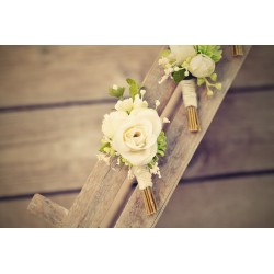 Flower groom's boutonniere, corsage