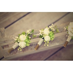 Flower groom's boutonniere, corsage