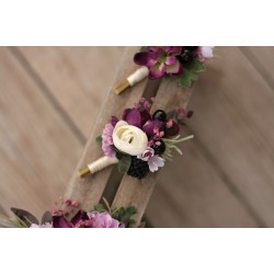 Flower groom's boutonniere, corsage