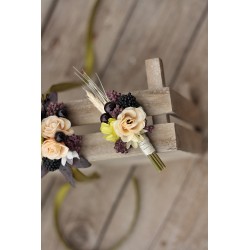 Flower groom's boutonniere, corsage