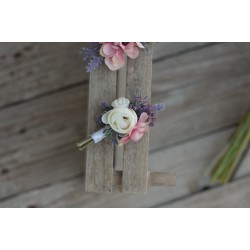 Flower groom's boutonniere, corsage