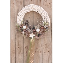 Winter, christmas wreath