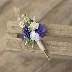 Flower groom's boutonniere, corsage