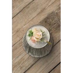 Flower groom's boutonniere, corsage