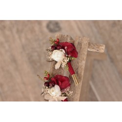 Flower groom's boutonniere, corsage