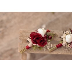 Flower groom's boutonniere, corsage