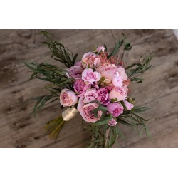 Witness, bridesmaid and mothers autumn wedding bouquet