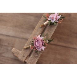 Flower groom's boutonniere, corsage