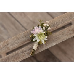 Flower groom's boutonniere, corsage