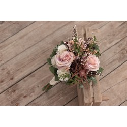 Witness, bridesmaid and mothers autumn wedding bouquet