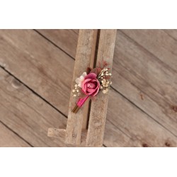 Flower groom's boutonniere, corsage