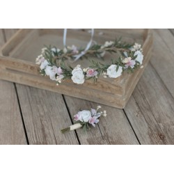 Flower groom's boutonniere, corsage