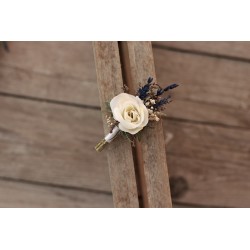 Flower groom's boutonniere, corsage