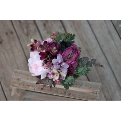 Witness, bridesmaid and mothers autumn wedding bouquet