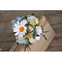 Witness, bridesmaid and mothers autumn wedding bouquet