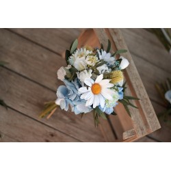 Witness, bridesmaid and mothers autumn wedding bouquet