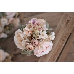 Witness, bridesmaid and mothers autumn wedding bouquet