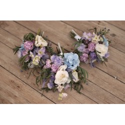 Witness, bridesmaid and mothers autumn wedding bouquet