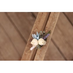 Flower groom's boutonniere, corsage