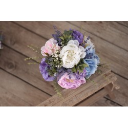 Witness, bridesmaid and mothers autumn wedding bouquet