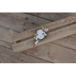 Flower groom's boutonniere, corsage