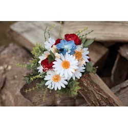 Witness, bridesmaid and mothers autumn wedding bouquet