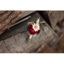 Flower groom's boutonniere, corsage