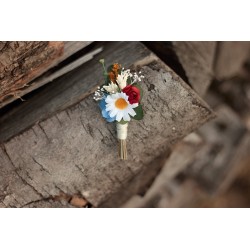 Flower groom's boutonniere, corsage