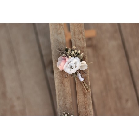 Flower groom's boutonniere, corsage