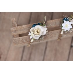 Flower groom's boutonniere, corsage