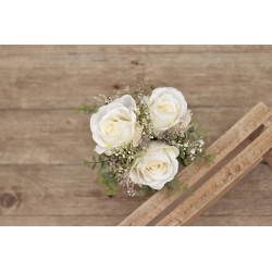 Witness, bridesmaid and mothers autumn wedding bouquet