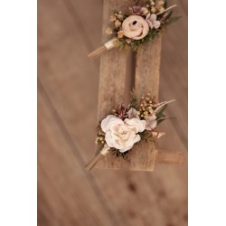 Flower groom's boutonniere, corsage