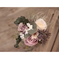 Witness, bridesmaid and mothers autumn wedding bouquet