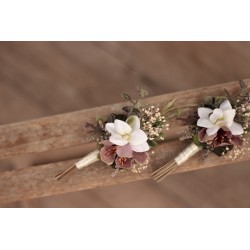 Flower groom's boutonniere, corsage