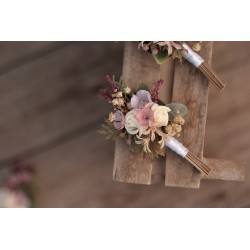 Flower groom's boutonniere, corsage