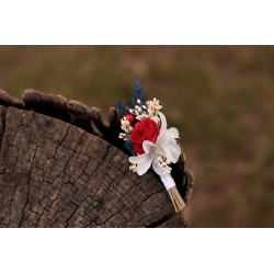 Flower groom's boutonniere, corsage