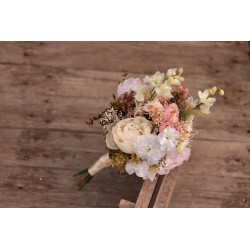 Witness, bridesmaid and mothers autumn wedding bouquet